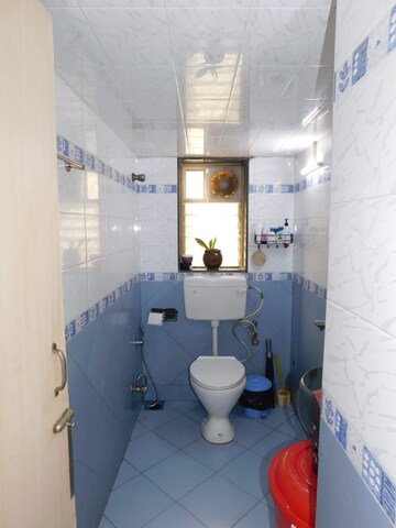 Bathroom in 2 BHK Apartment at Andheri West – for Rent
