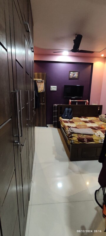Bedroom in 2 BHK Apartment at Happy Valley, Manpada – for Rent