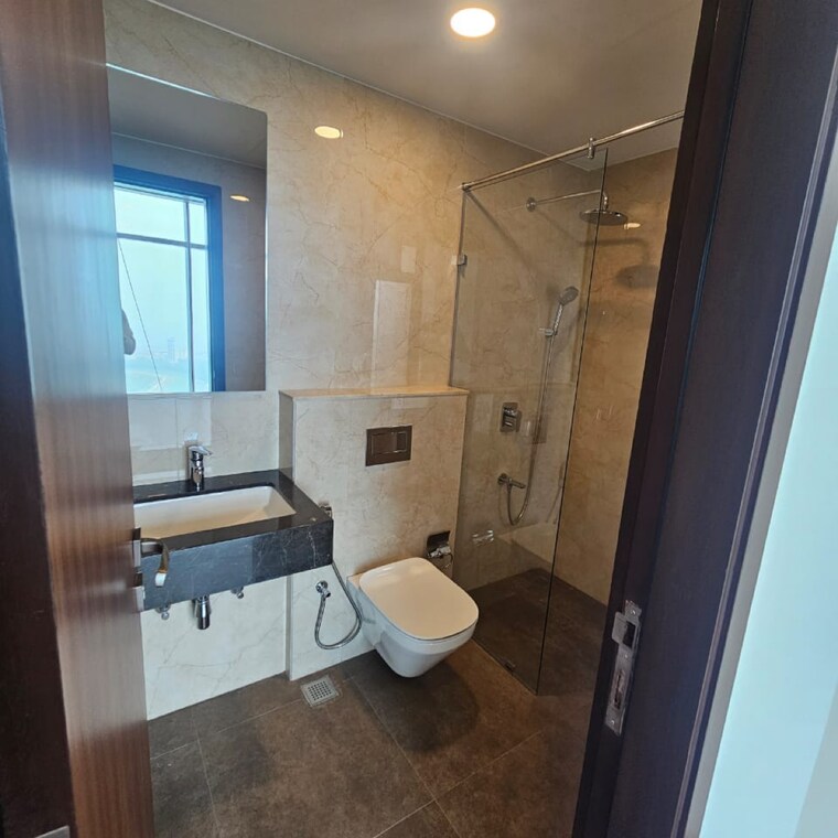 Kitchen, piramal-mahalaxmi-north-tower 2 Bedroom 762 Sq.Ft. Apartment In Arthur rd Mumbai 8418885