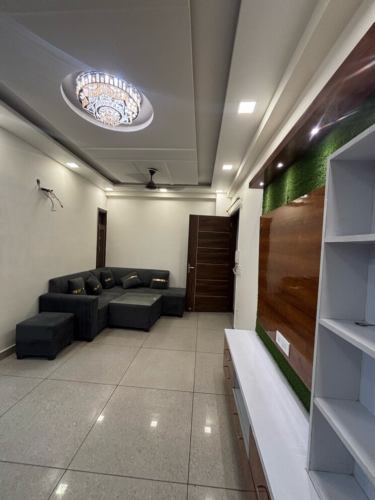 Team Area, dwarka mor 3 Bedroom 950 Sq.Ft. Builder Floor In Dwarka Mor Delhi 8418889