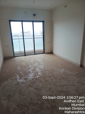 2 BHK Apartment For Sale in Hubtown Hillcrest JVLR, Andheri East