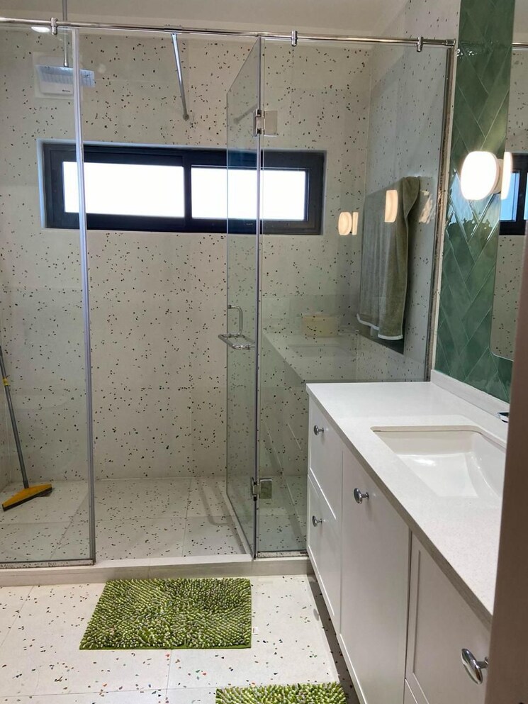 Bathroom, m3m-golf-estate-fairway-west 6 Bedroom 9100 Sq.Ft. Penthouse In Sector 65 Gurgaon 8418935