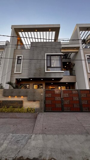 5 BHK Independent House For Sale in Hanuman Nagar Extension