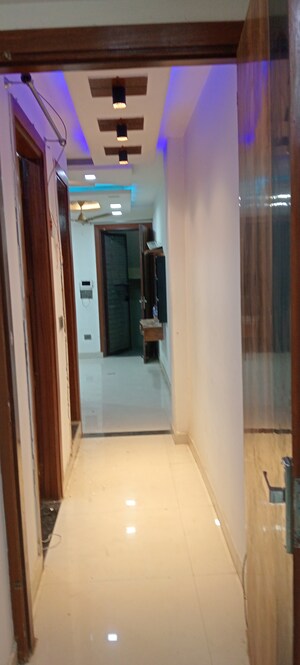 Building Lobby in 3 BHK Builder Floor at Govindpuri – for Sale