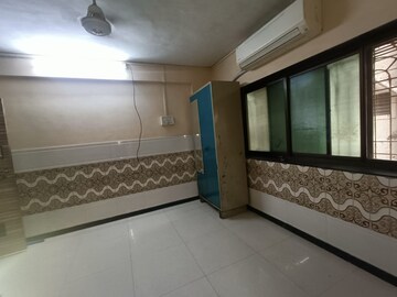 Bedroom in 1 BHK Apartment at Silver Castle Andheri East, Andheri East – for Rent