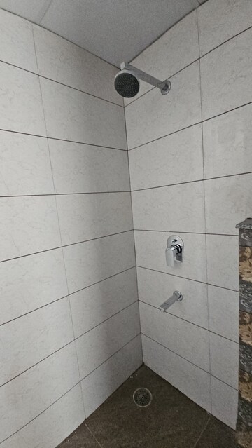 Bathroom in 3 BHK Apartment at Green Valley Residencia, Ghazipur – for Rent
