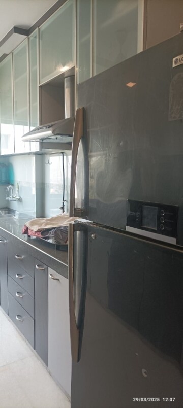 Kitchen in 3.5 BHK Apartment at Sagar Tarang Worli, Worli – for Rent