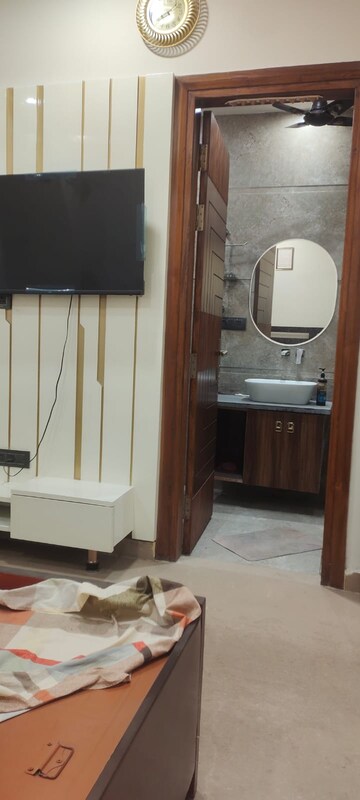 Bathroom in 3.5 BHK Builder Floor at Uttam Nagar West – for Rent