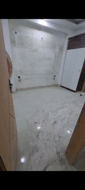 Bathroom in 2 BHK Builder Floor at Sector 44 – for Sale