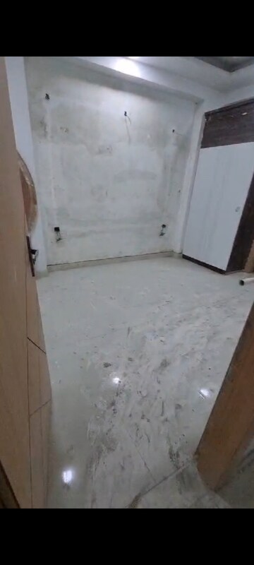 Bathroom in 2 BHK Builder Floor at Sector 44 – for Sale
