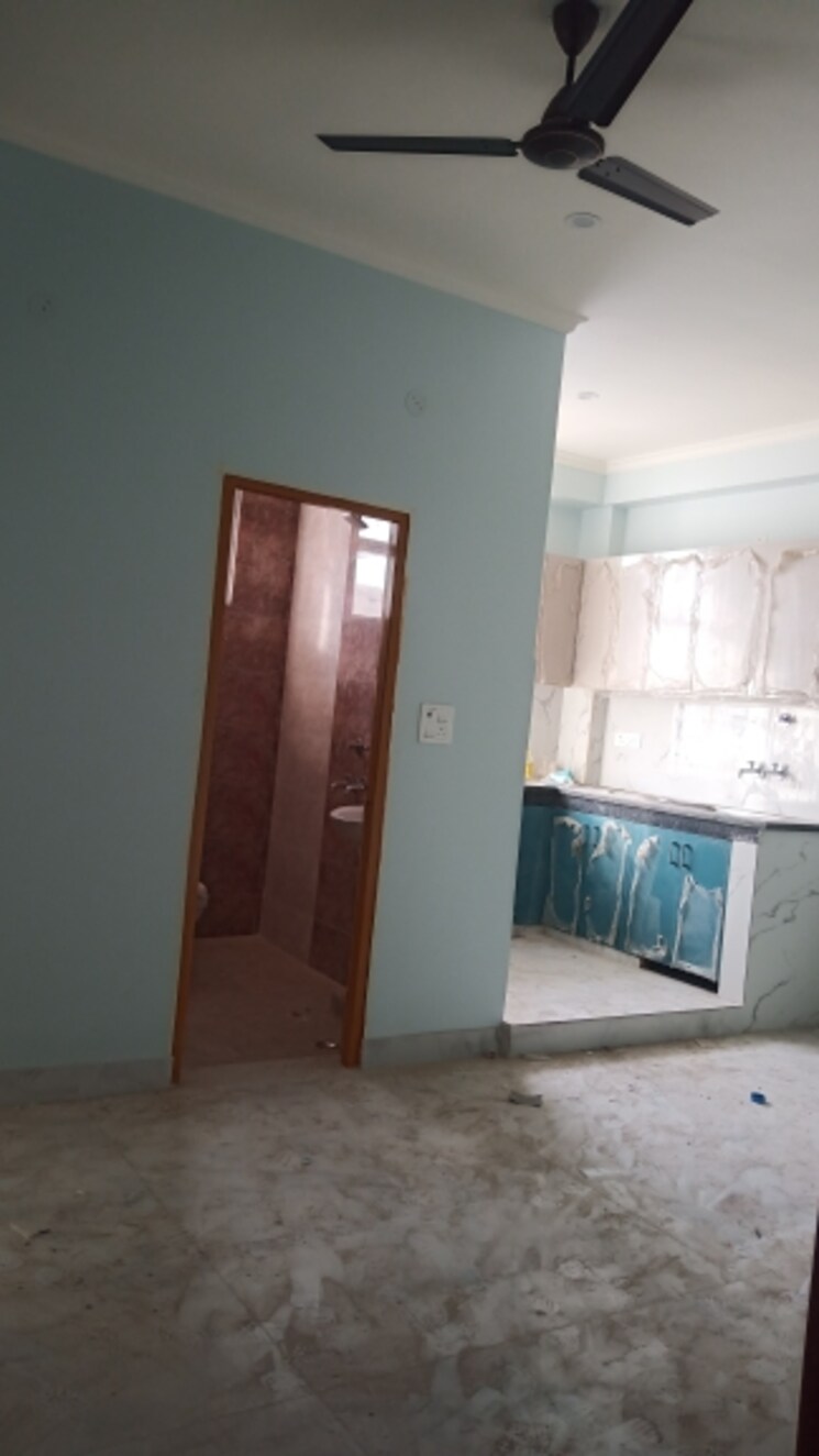 Living Room, sector 8 dwarka 2 Bedroom 80 Sq.Yd. Builder Floor In Sector 8 Dwarka Delhi 8419194