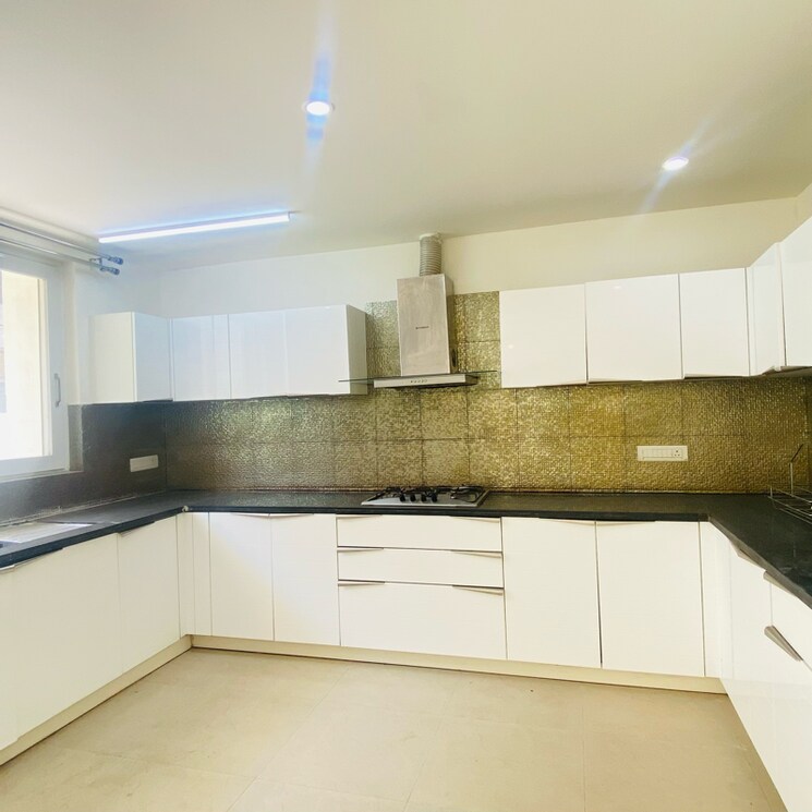 Kitchen, omaxe-new-chandigarh 4 Bedroom 300 Sq.Ft. Villa In Mullanpur Chandigarh 8419220