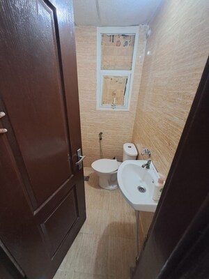 Bathroom in 3.5 BHK Apartment at Omaxe Residency II, Gomti Nagar – for Sale
