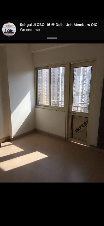 Room in 3 BHK Apartment at Gardenia Gateway, Sector 75 – for Rent