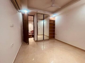 1 BHK Builder Floor For Rent in Saket