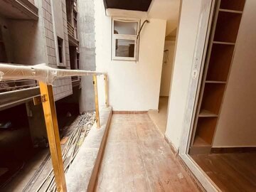 Balcony in 1 BHK Builder Floor at Saket – for Rent
