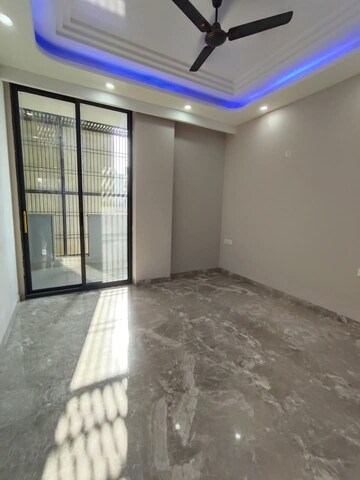 3 BHK Builder Floor For Rent in Saket