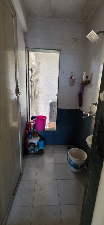 Bathroom in 1 BHK Apartment at Dnyaneshwari Apartment, Ghansoli – for Rent