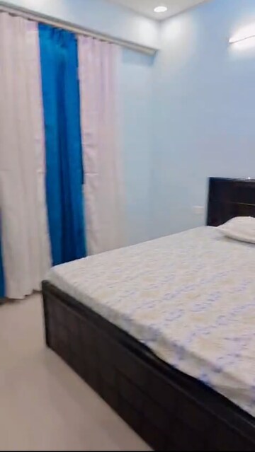 Bedroom in 2 BHK Apartment at Suncity Avenue 76, Sector 76 – for Rent
