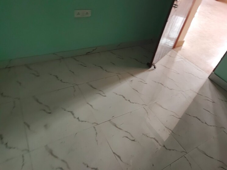 Bedroom, geeta colony 2.5 Bedroom 950 Sq.Ft. Builder Floor In Geeta Colony Delhi 8241111