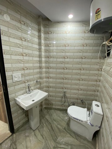 Bathroom in 2 BHK Apartment at Jagatpuri – for Sale