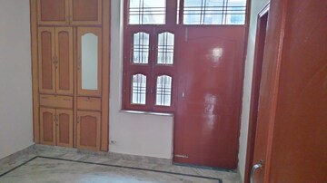 Room in 1 BHK Builder Floor at Sector 45 – for Rent