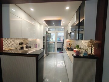 Kitchen in 4 BHK Builder Floor at Parsvnath Green Ville, Sector 48 – for Rent
