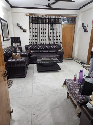 Living Room in 2 BHK Builder Floor at Vaishali Sector 5 – for Sale