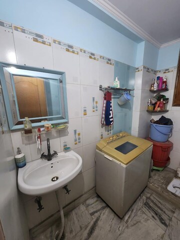 Master Bedroom in 2 BHK Builder Floor at Vaishali Sector 5 – for Sale