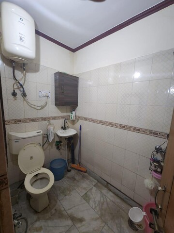 Bathroom in 2 BHK Builder Floor at Vaishali Sector 5 – for Sale