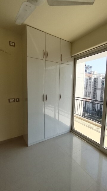 Room in 3 BHK Apartment at ROF Aalayas, Sector 102 – for Rent