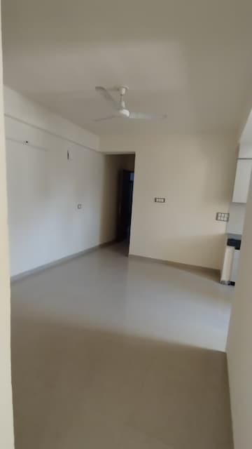 Room in 3 BHK Apartment at ROF Aalayas, Sector 102 – for Rent