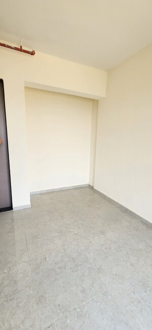 Room in 1 BHK Apartment at Mahavir Kalpavruksha, Ghodbunder Road – for Sale