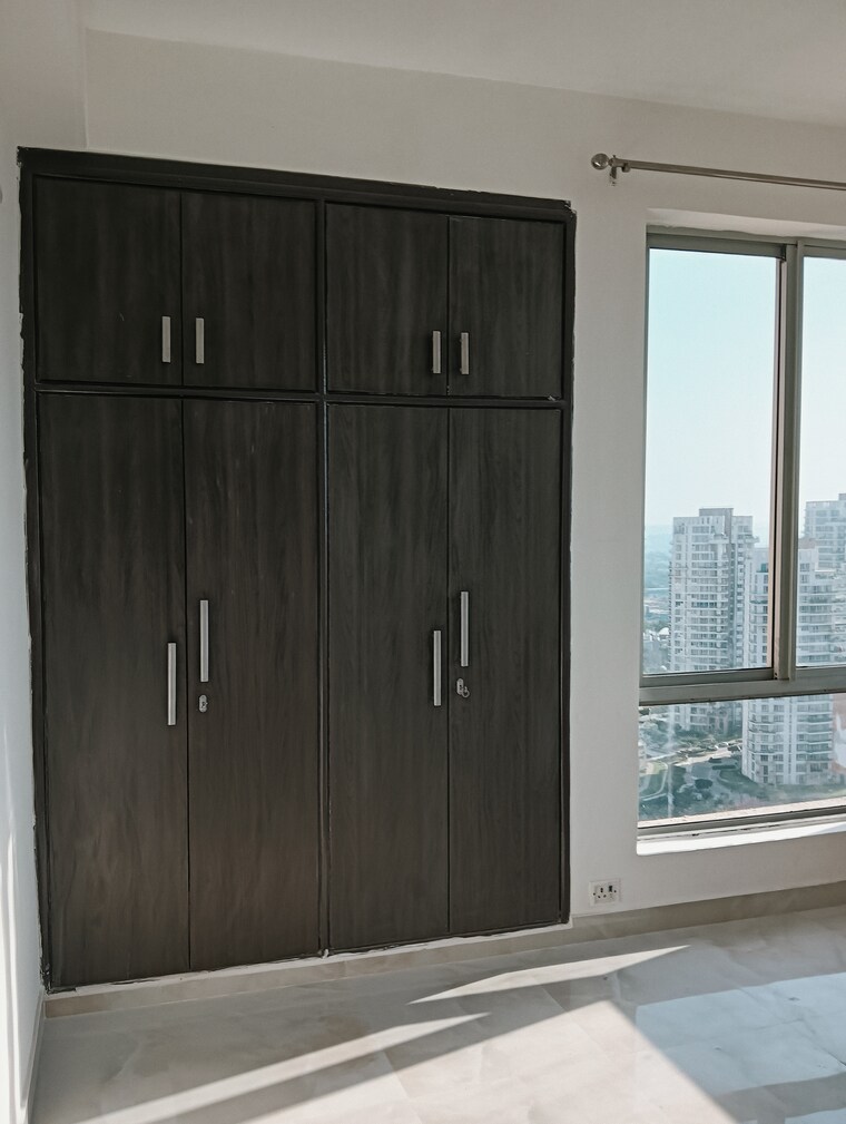 Room, pioneer-park-phase-1 2 Bedroom 1300 Sq.Ft. Apartment In Sector 61 Gurgaon 8419682