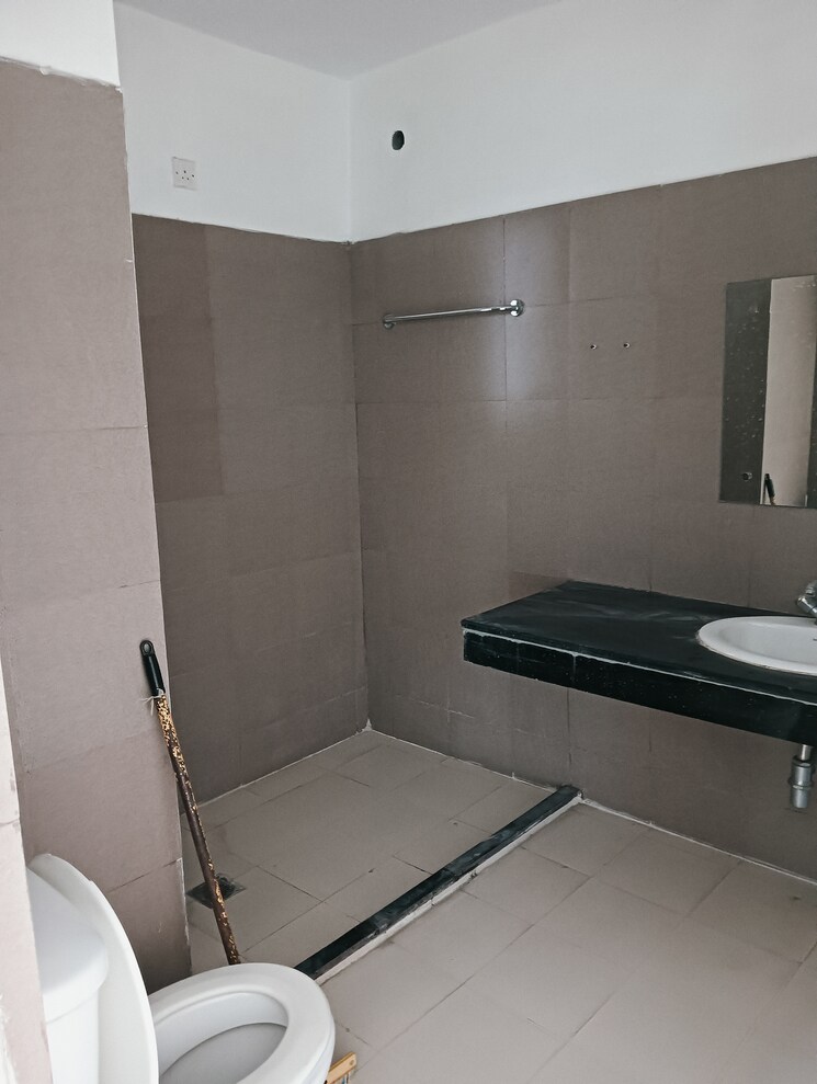 undefined, pioneer-park-phase-1 2 Bedroom 1300 Sq.Ft. Apartment In Sector 61 Gurgaon 8419682