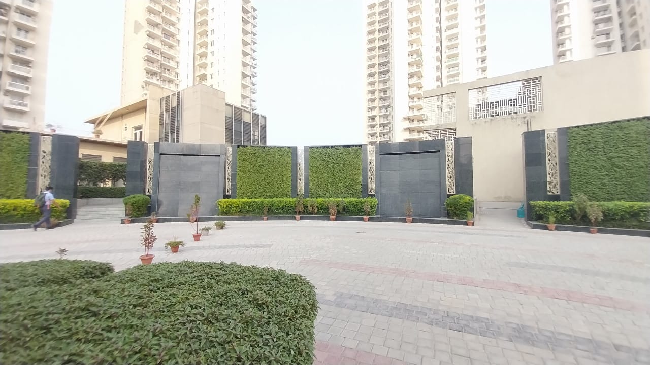3 BHK + Servant Room 2087 Sq.Ft. Apartment in Alphacorp Gurgaon One 84