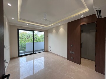 Room in 2 BHK Builder Floor at Ansal Sushant Lok I, Sector 43 – for Rent