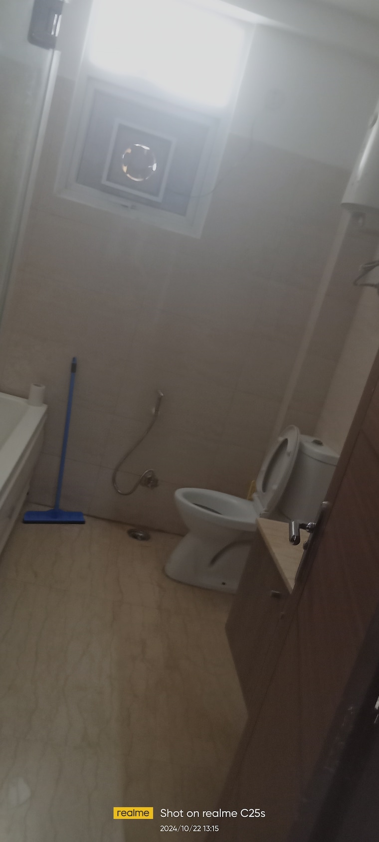 Bathroom, tulip-petals 3 Bedroom 1550 Sq.Ft. Apartment In Sector 89 Gurgaon 8419874