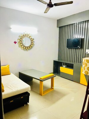 1 BHK Apartment For Sale in Gaur City 2 - 14th Avenue, Sector 16c Greater Noida