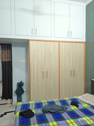 Room in 2 BHK Independent House at Gomti Nagar – for Rent