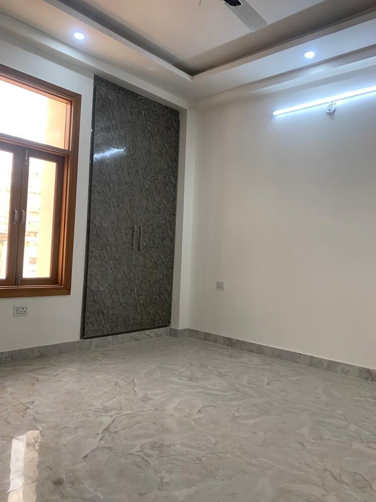 Bedroom, chattarpur 2 Bedroom 80 Sq.Yd. Apartment In Chattarpur Delhi 8420040