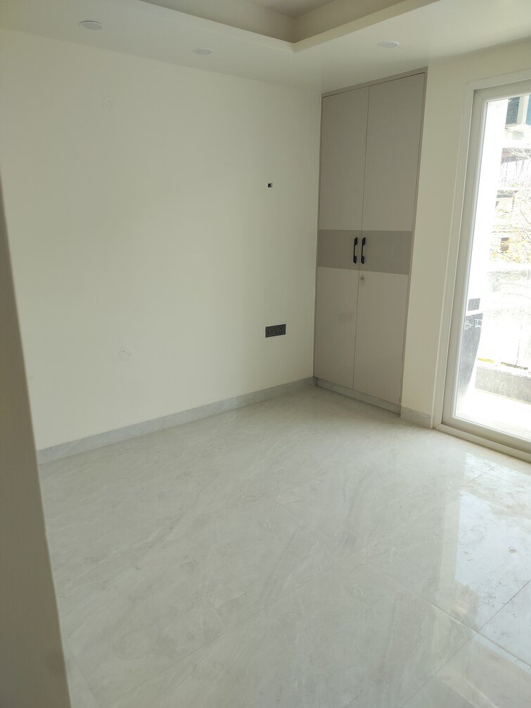 Cover Image, sultanpur 3 Bedroom 950 Sq.Ft. Builder Floor In Sultanpur Delhi 8420138