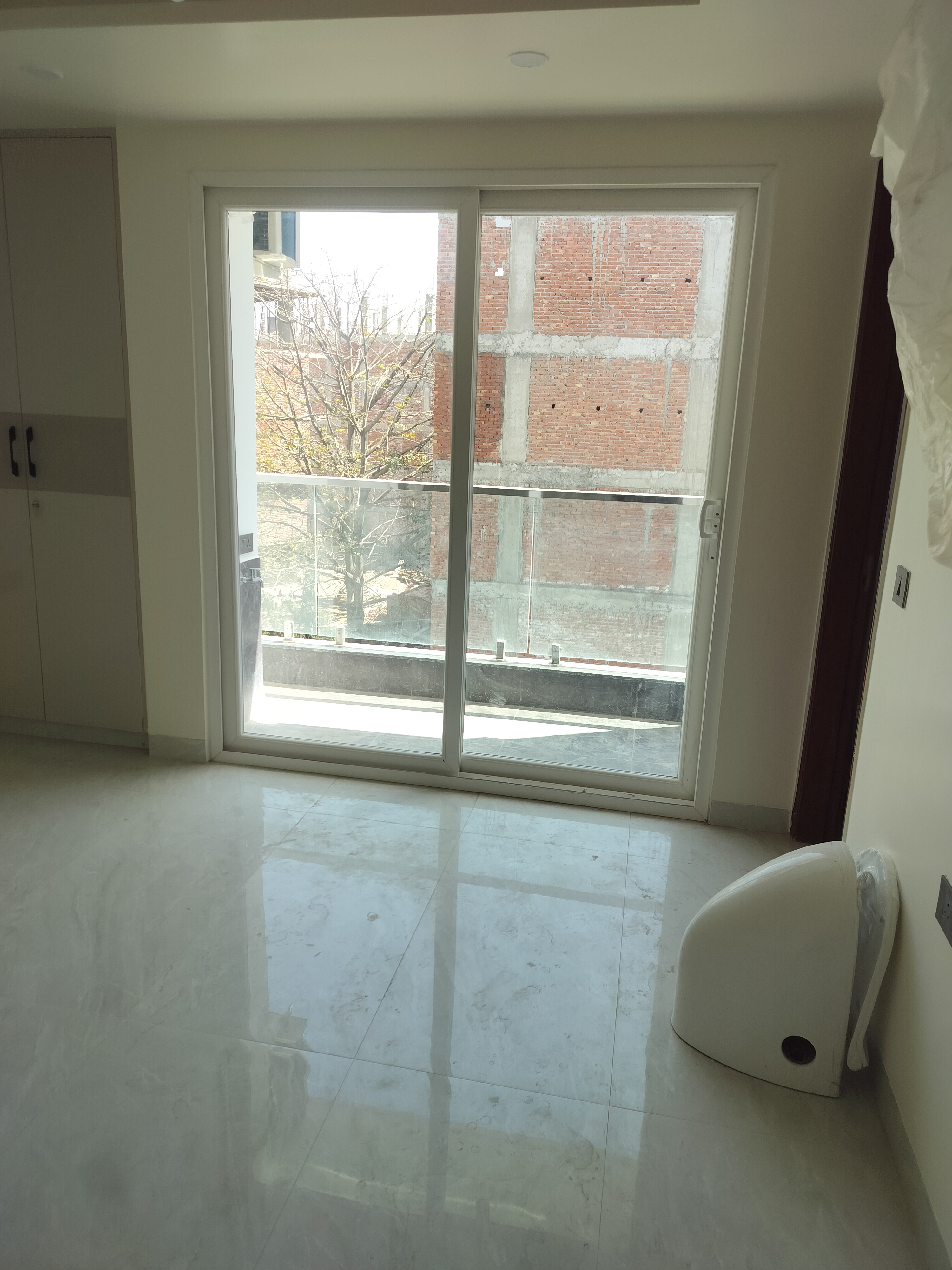 Room in 3 BHK Builder Floor at Sultanpur – for Sale