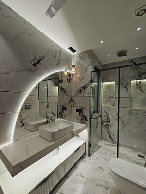 Bathroom in 4 BHK Builder Floor at South City 2 – for Sale