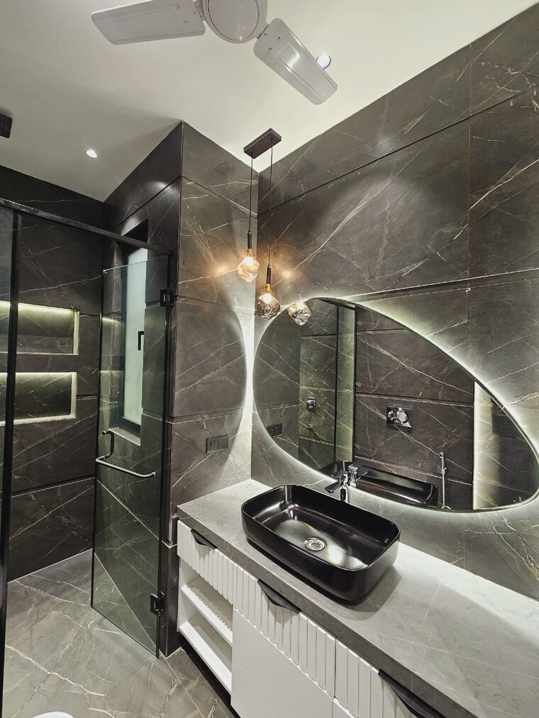 Bathroom, south city 2 4 Bedroom 275 Sq.Yd. Builder Floor In South City 2 Gurgaon 8420283