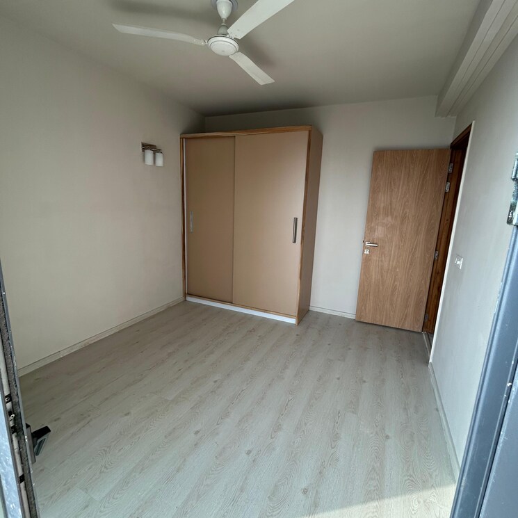 Room, m3m-sky-city 3 Bedroom 1828 Sq.Ft. Apartment In Sector 65 Gurgaon 8420273