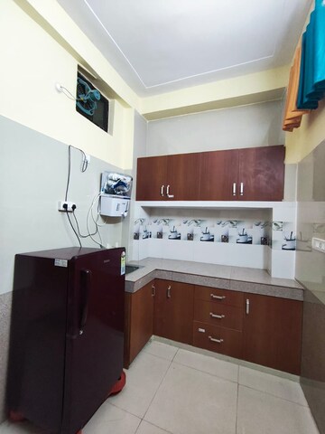 Kitchen in 1 BHK Builder Floor at DLF Vibhuti Khand, Gomti Nagar – for Rent