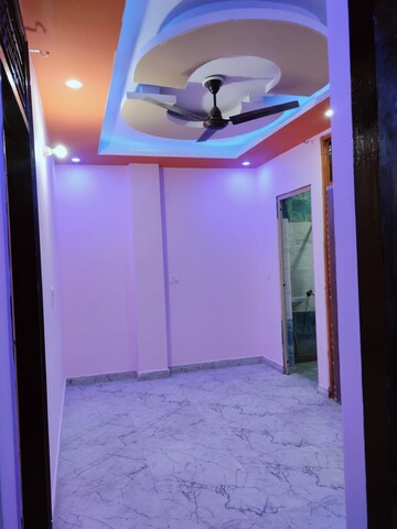 Building Lobby in 1 BHK Builder Floor at Ashok Nagar – for Rent