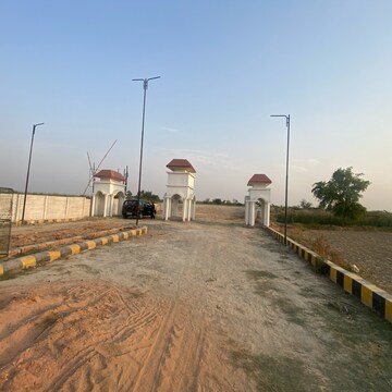  Plot – Exterior View View at Gosainganj - for Sale