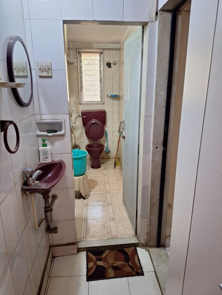 Bathroom, manish-darshan-andheri 1 Bedroom 476 Sq.Ft. Apartment In Andheri East Mumbai 8420346